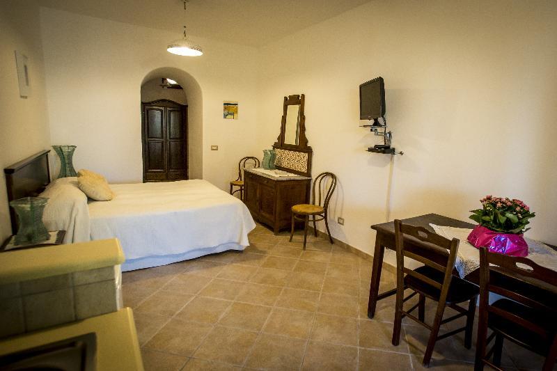 Hotel Residence Al Belvedere Salina Leni Екстериор снимка